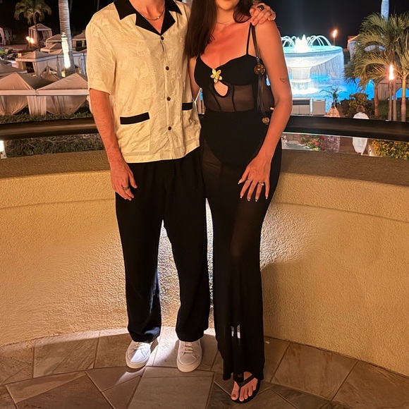 Elegant Black Maxi Dress - Picture 3 of 4